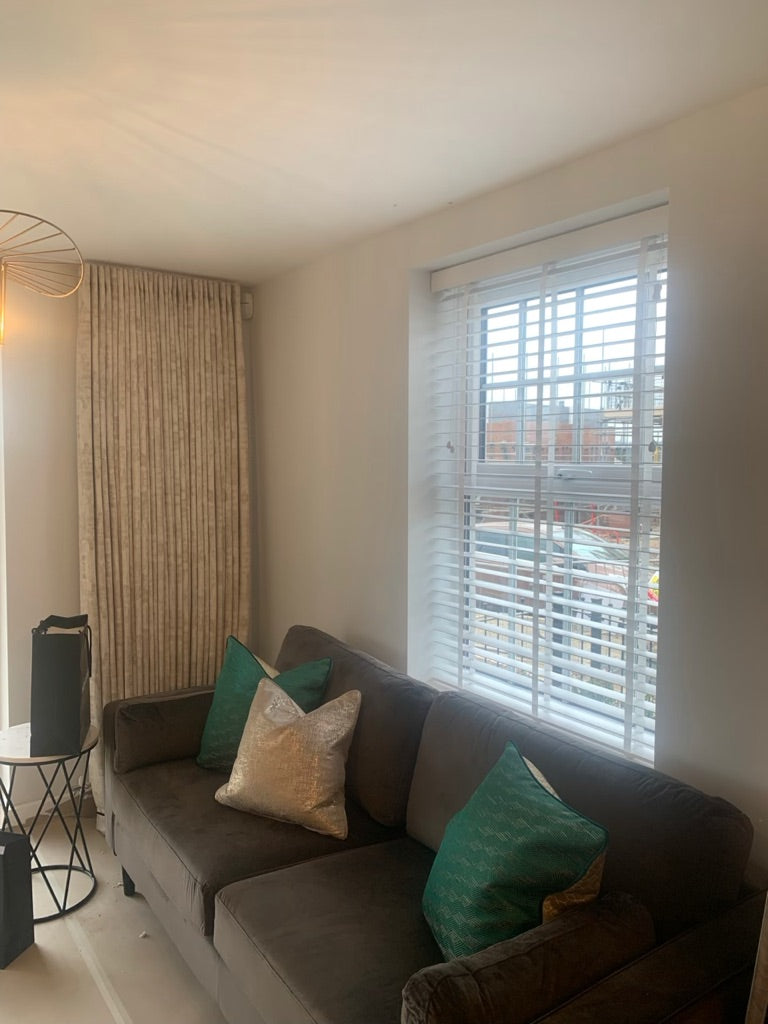 Cushion Inners – Polyester vs. Feather